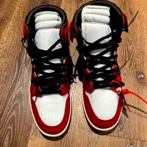 Off-White Jordan 1 Chicago